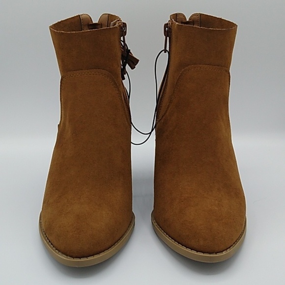 NWOT Universal Thread Women's Clare Heeled Booties - Picture 3 of 15